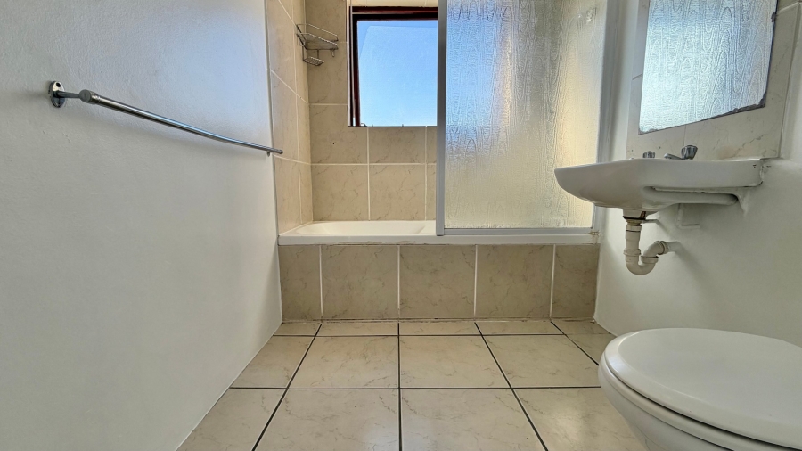 2 Bedroom Property for Sale in Greenways Golf Estate Western Cape
